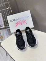 Dolce&Gabbana杜嘉班纳最新厚底情侣款 休闲运动鞋 原版购入 开发 做货 Dg系列以品牌 Dna 摩登视角灵感源泉 新一代年轻人为设计出发点 全新 S