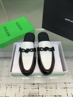 Bottega Venetabv Astaire系列结绳配饰乐福拖鞋 上脚轻松又时髦 穿上它 百搭又时髦 轻松穿出高级感 每一步都走出你的时尚新节奏 鞋面材质选