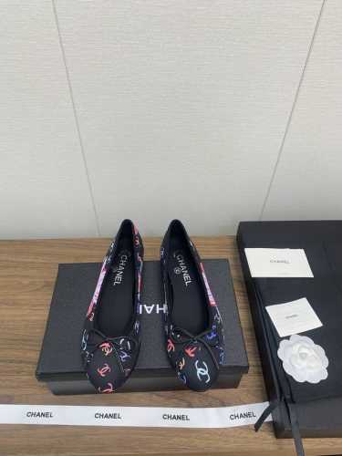 Chanel24p 芭蕾舞单鞋～ 顶级版本 原版1:1切割而成 Chanel香奈儿万年经典蝴蝶结 圆头芭蕾舞鞋 好品质不多 真正做到随便进出专柜无压力 无论楦型