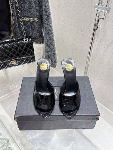 saint Laurent 圣罗兰 Ysl 新款高跟凉鞋拖鞋 原版套楦 顶级品质 鞋面：牛漆皮 垫脚：进口羊皮里 大底：真皮大底 跟高：10Cm 码数：35-3