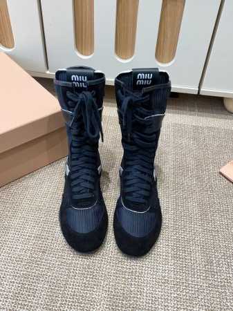 330 Miu Mi* 春款短靴 代购级别 我是细节控 面料对版Zp单薄清透 区别于市场不对版厚面料 皮料对版Zp轻微擦旧 随性而为 复古时髦 百搭舒适 新爆款 - 点击图像关闭