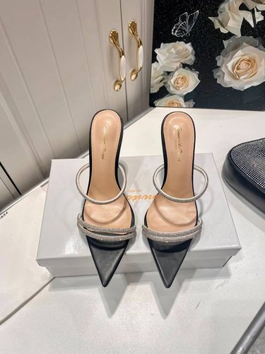 橙子出厂价p gianvito Rossi 水钻一字带尖头高跟凉鞋 高跟鞋 设计超酷 经典百搭 上脚舒适 随意搭配皆可完美呈现 优雅风格 创造不一样的感觉 跟高