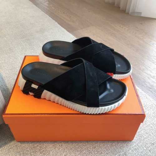 冲量价: 男+20Hermes... a Eclair 2024新款Kelly+爆款系列版型超正，有一定厚度增高显腿长！透体透气舒适的进口牛皮春夏拼色兼具颜值舒