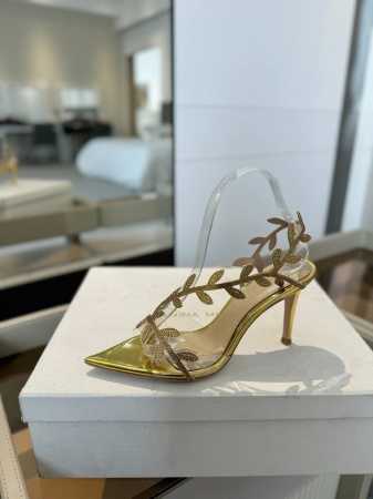 价格： Gianvito rossi 2025 新款拖鞋顶级版本，代购品质！施华洛奇水钻尖头高跟拖鞋，宛如从童话中走来的仙履。施华洛奇水钻璀璨耀眼，如同繁星点点 - 点击图像关闭