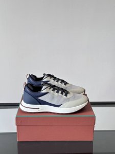 loro Piana小众诺优翩雅经典款慢跑鞋，男士系带休闲鞋运动鞋，高品质轻便舒适面料，户外休闲均可，配色年轻又有活力，搭配运动装或休闲西装都超赞！ P： 元。