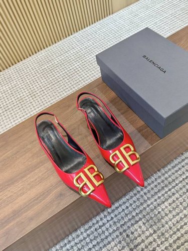 balenciaga 25季春夏新品 码数：35-42 价格p：橡胶底 真皮底
