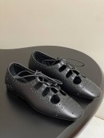 顶级品质 hermes 爱马仕 H家25S春夏新款Khea德比鞋 复古玛丽珍小皮鞋 镂空系带雕花冲孔平底单鞋 镂孔Nappa皮革Ghillies风格露跟凉鞋 打