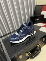 出厂价Pp： Boos 男鞋休闲鞋原单品质鞋面采用进口小牛皮，超透气舒适内里做工精细，高端大气。有时尚典范造型。发泡透明耐磨大底，穿着舒适，值得拥有。码数：38