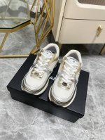 p直销P 女鞋 女装 全套包装细节大底完美结合、区别外面通货 银角大王 小香Chanel 香奈儿 早春度假系列 最新款休闲运动鞋 无敌漂亮又好穿 非常轻便，内里