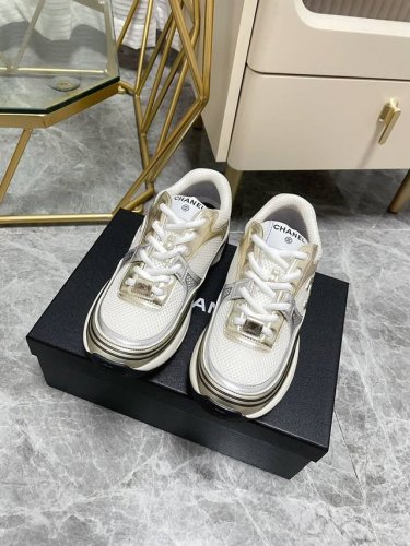p直销P 女鞋 女装 全套包装细节大底完美结合、区别外面通货 银角大王 小香Chanel 香奈儿 早春度假系列 最新款休闲运动鞋 无敌漂亮又好穿 非常轻便，内里