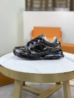 工厂p价p 顶级版本 Louis Vuitton 情侣工艺款 专柜系列 原单 新款Lv路易威登 顶级版本 Lv经典高帮潮鞋！选用进口原版工艺小牛皮 原版透气内里