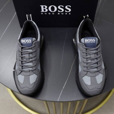 出厂价pp： 品牌：Bo Ss 标准码：38-44 45订做 等级：官网同款 材料：原版皮料拼接品牌布匹 舒适透气内里 轻便耐磨运动大底 款式类别：男士时尚休闲