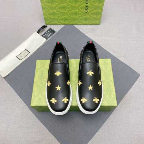 跑量款官网同步1:1复刻 Gucci 顶级代购男士专柜同步发售，时尚休闲，舒适透气个性，进口防水面料、潮男首选，进口羊皮里、时尚潮流，潮男必备，鞋底：原厂特供原