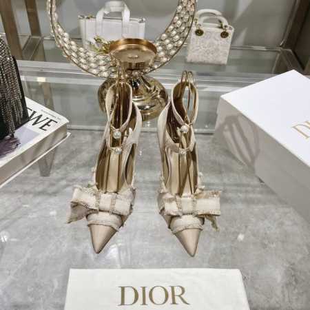 出厂 流苏织带女鞋 Dior 迪奥 2024秋季走秀新款adiorble女鞋 Cd明星同款时尚流苏蝴蝶结尖头珍珠字母logo五金扣平底凉鞋鞋市面顶级高端版本 原 - 点击图像关闭