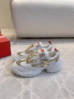 出厂价 限定蛇年钻扣 Roger Vivie*新款钻扣运动鞋 舒适又不失甜美活泼 尽显松弛感 搭配夺目钻扣 高级感满满 精致奢华又休闲好看 ZP购入1:1打造