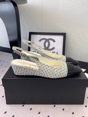 chanel新款春夏凉鞋 高版本出货 延续小香经典款 舒适百搭显腿型 原版进口毛呢羊皮鞋面 羊皮内里 意大利真皮大底 Size: 35-39 40 41订做