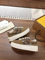 情侣款顶级版本 批 女款35-40 40定做 批 男款39-45 45定做 Fend*芬迪 新春爆款系列 情侣休闲运动鞋 Fd Match 原版Rmb9 购入