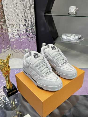 L家 顶级p: Size 38-45 45、46订做 4 Lv官方同步新颜色 路易威登走秀滑板鞋爆款， Louis Vuitton Trainer无疑是奢侈品牌