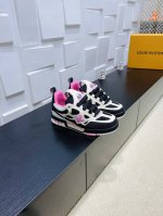 升级版 女款 lv驴牌L家Skate 系列 最新配色 Tariner运动鞋 四叶草 滑板鞋 情侣款 复古篮球鞋 原版购入开发 做货 本款 Lv Skate 运动