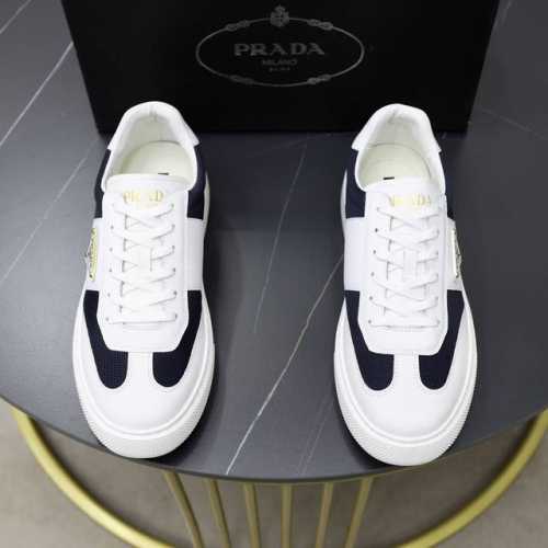 Prada 普拉* -高端品质 原单 -鞋面：进口纳帕小牛皮拼接进口布匹、鞋身车缝品牌图腾、鞋舌空压品牌logo -内里：水染牛皮 -大底：超轻tpu 发泡；成