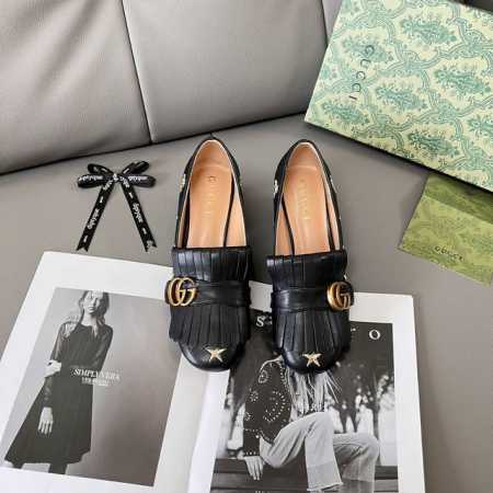 橙子出厂价 GUCCI 古驰 早春新款 流苏粗跟单鞋 浅口乐福鞋 跟高：5CM 码数：35-39 可定制40.41.42 - 点击图像关闭