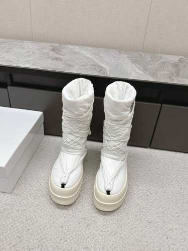 RO欧文斯Rickowens 主线 鞋带交叉雪地靴 进口布面材质，和针车间距都是极致还原！ 质感细腻无敌，奢侈品的触感！ 大底：橡胶大底pu脚床 内里：羽绒棉服