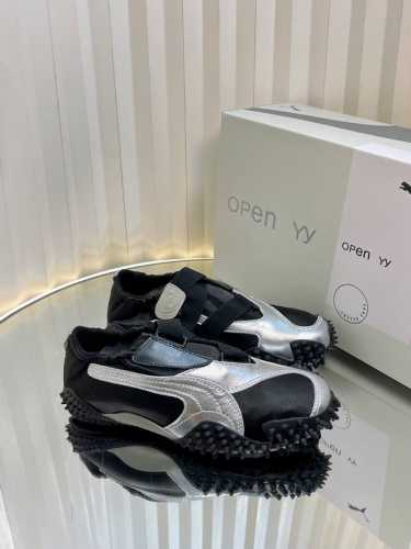 彪马 puma 的最新联名 25Vs春夏爆款系列 拼色休闲芭蕾舞鞋 这双puma Mostro power & Grace 简直是春日穿搭的 氛围感收割机 轻松
