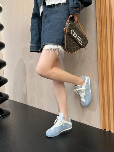 Chloe 克洛伊 蔻依 25春夏新款 德训鞋 面料 进口牛皮 进口环保麂皮 原版开模纱网 大底 Tpu大底 超轻耐磨绒组合 Size #35-41 41订做不