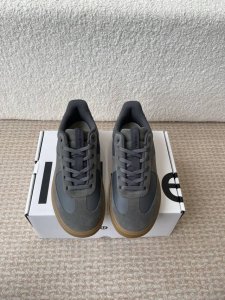 Lululemon City Verse 德训鞋 系列 低帮健身训练透气休闲运动慢跑鞋 跑步为主 训练为辅 呼应你的健身计划 分区弹力和支撑设计 平衡稳定度和灵