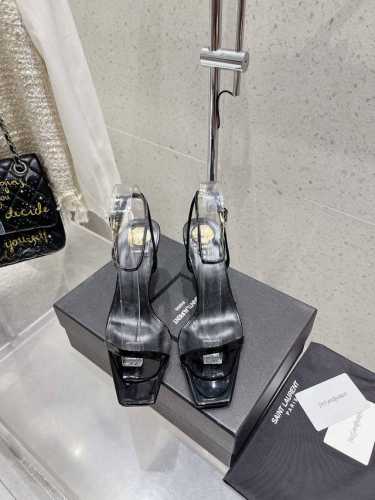 350 Saint Laurent 圣罗兰 Ysl 新款尖头高跟凉鞋拖鞋 原版套楦 顶级品质 鞋面：进口真丝烫钻 垫脚：进口羊皮里 五金：原版开模定制 大底：真
