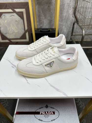 Prada-普拉达 顶级版本，套楦工艺，油边工艺，面料：高档牛皮。38–44 45订做不退换 X5