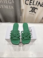 高版本出厂 Loewe 罗意威2025 Ss新品复古风平底沙滩拖鞋 小红书 外网火爆款 最近大热的一款拖鞋 超级可爱 时髦精绝对不能错过的必入款 没有任何繁杂装