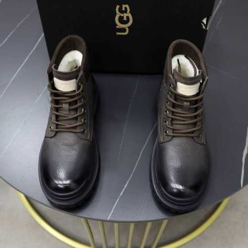 澳洲进口加厚羊毛 品牌：UGG正品代购 尺码：39 44 等级： 官网1:1 材料： 头层真皮防水防冻鞋面 真毛内里 原版防滑 柔软 耐磨大底 款式类别：男士休
