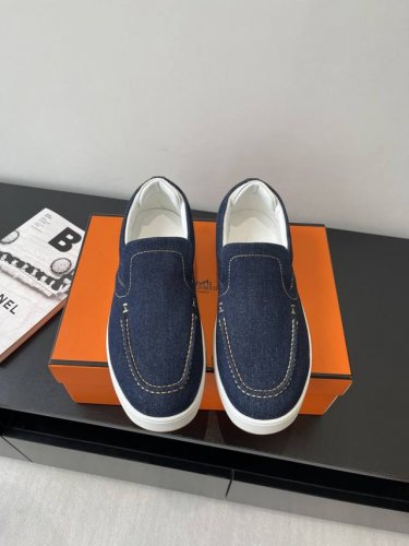 代购级 男款 Herm S 爱马仕 25Ss早春新品 Kiddy兔 一脚蹬休闲运动鞋 板鞋 饰有标志性 H 细节 设计简约流畅 超前时尚 简约高级 随意搭配 上