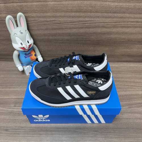顶级版本Adidas Originals Sl 72 低帮休闲运动情侣鞋黑白。 编号: Fw3272 包装:全套得物配件加得物盒包装！ 码数:36-45码 正码
