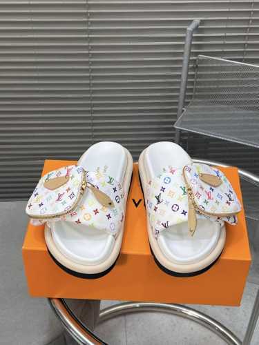 P270 Louis Vuitton Ss25 New Arrival～ Lv2025春夏新款｜白三彩魔术贴拖鞋 Louis Vuitton X Takashi