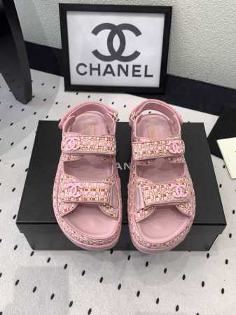 Chanel新款沙滩鞋 高版本出货 上脚舒适超显腿型 夏季出行旅游必备单品 高密度编织鞋面 羊皮垫脚 原版开模大底 Size: 35-39 40 41订做 - 点击图像关闭