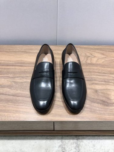 菲拉格慕Ferragamo男士精品皮鞋 鞋面进口牛皮 水染牛皮内里 真皮大底 标准码38-44