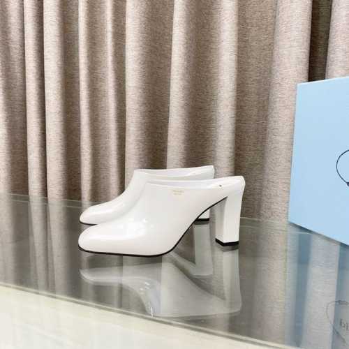 380 Prada 普拉达 25Ss 春夏新款 粗跟 方头 穆勒半拖鞋 后空高跟凉鞋 简单的设计大概就是它最让人喜欢的点 不是烂大街的那种 很有自己的品牌个性