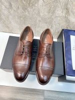 顶级原单： 品牌：Dior 迪奥 标准码：男码：39.40.41.42.43.44 等级：专柜同款 顶级原单 材料：原版皮水洗鞋 真皮大底 款式类别：意大利古法