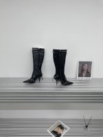 最高版出厂 白 粉 黄20 巴黎世家长靴金属钉LE cagloe机车靴 Balenciaga柳丁尖头侧拉链高靴 巴黎时装周重磅新品，海外各大博主相继大秀 金卡戴