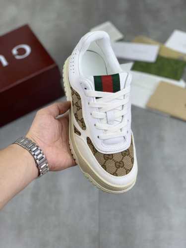 工厂价 实价 Gucci 古驰情侣款秋冬低邦走秀款休闲运动鞋，顶级版本！油边工艺一比一复刻。早春新款，打造属于完美的风格，又酷又飒 C位时髦穿搭 带复古加未来感