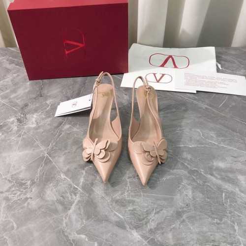 工厂p价p 顶级高端版本 代购品质 原版开发 Valentino 华伦天奴2025Ss新款爆款夏季尖头蝴蝶凉拖鞋。V家新款全真皮外侧蝴蝶装饰抢手大爆款，Ins&