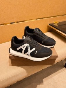 工厂批 阿玛尼 男鞋高端品牌 官网1：1最新力作：鞋面采用意大利进口头层牛皮搭配舒适透气内里原版防滑耐磨大底制作，让行走更加便捷舒适！独家新款，惊世之作，与官方