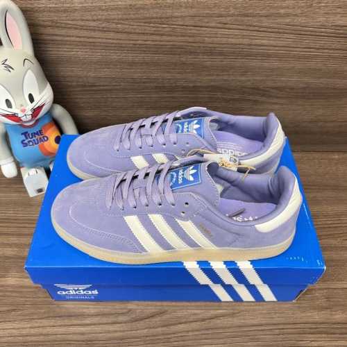 顶级版本Adidas Originals Samba 德训低帮板鞋情侣款 紫白 货号: Ig6176 包装:全套得物配件毒盒配纯棉袜子一副。 码数:36 36.