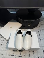 the Row2025春夏新款松紧带芭蕾鞋 专柜新款The Row平底柔软芭蕾鞋 原版复刻正确大底欢迎专柜对比 简单大气 重点舒适又Q弹 逛街爬山都没问题 超级