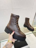 Celine 23ss新品头层牛皮后跟拉链短靴，头层牛皮面，牛皮、羊皮内里垫脚35-41， 40.41定做