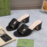 夏季新款现货上新啦Gucci 高品质拖鞋 双G镂空 镶边互扣式Gg中跟精品拖鞋 专柜原版开模精心制作，匠心铸造经典 跟高：1.0Cm 5.5Cm 跑量价：平底