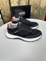 工厂p价 Boss 2025最新休闲运动鞋本款是官方主打款1:1质量，原厂名师制作，采用进口网布拼接牛皮舒适网布内里！原版pu超轻耐磨防滑1:1大底！完美楦型，
