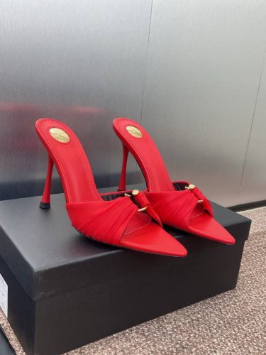 工厂p价p saint Laurent paris 圣罗兰2025春夏新款高跟女鞋 Ysl字母Logo五金扣明星同款圆头细跟一字拖露趾凉拖鞋 材质:鞋面进口环保